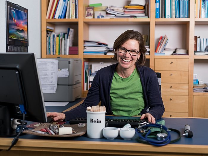 Portraitfoto von Dr. Hemma Longin, Schulärztin